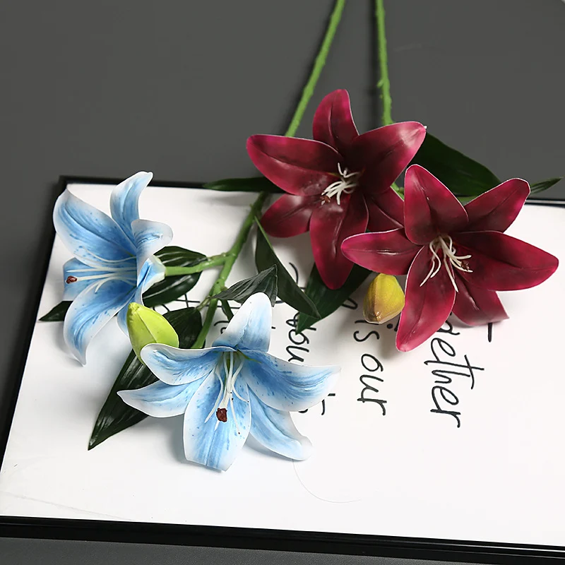 Lebensnahe Künstliche Blumenanordnung