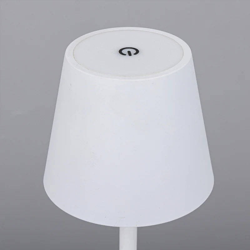 Dekorative Tischlampe