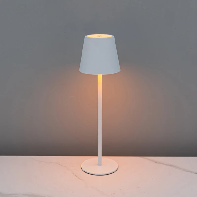 Dekorative Tischlampe