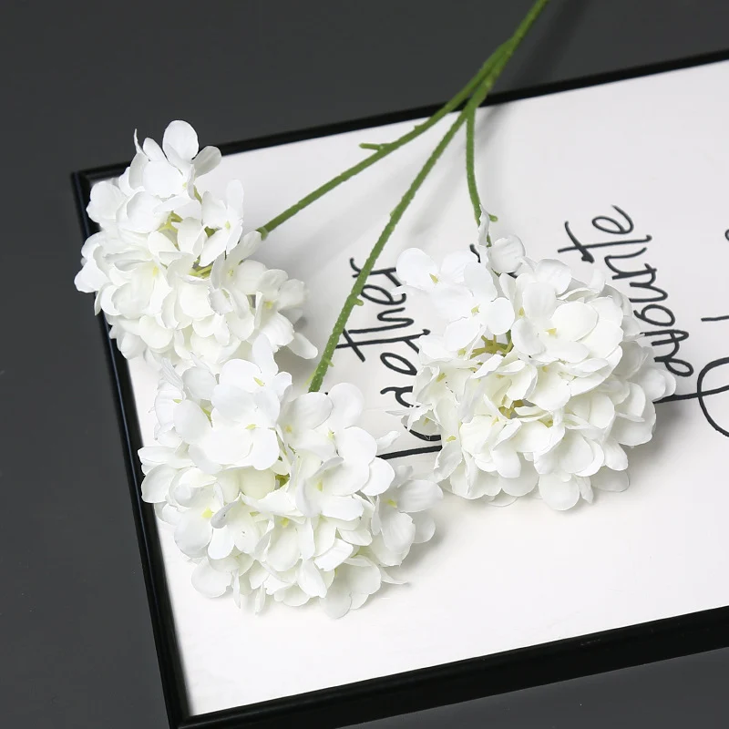 Dekorative Kunstblume für die Heimdekoration