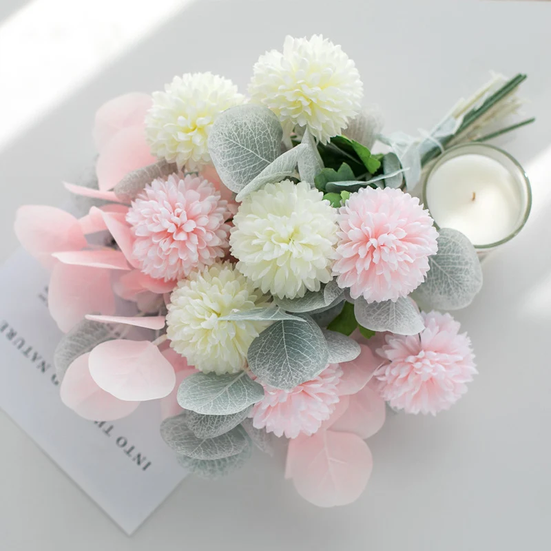 Realistische Blumenstrauß Arrangierung