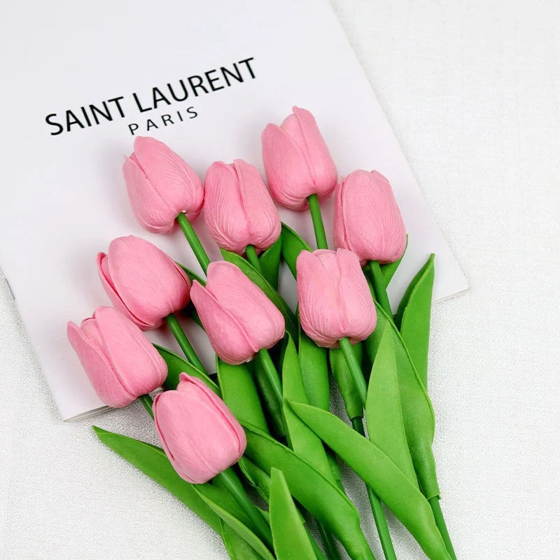 Realistische künstliche Tulpenstrauß