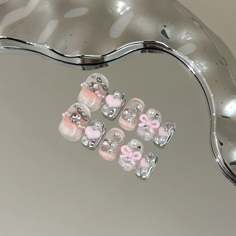 Perlen- und Strass-Dekorative Press-On Nagelset