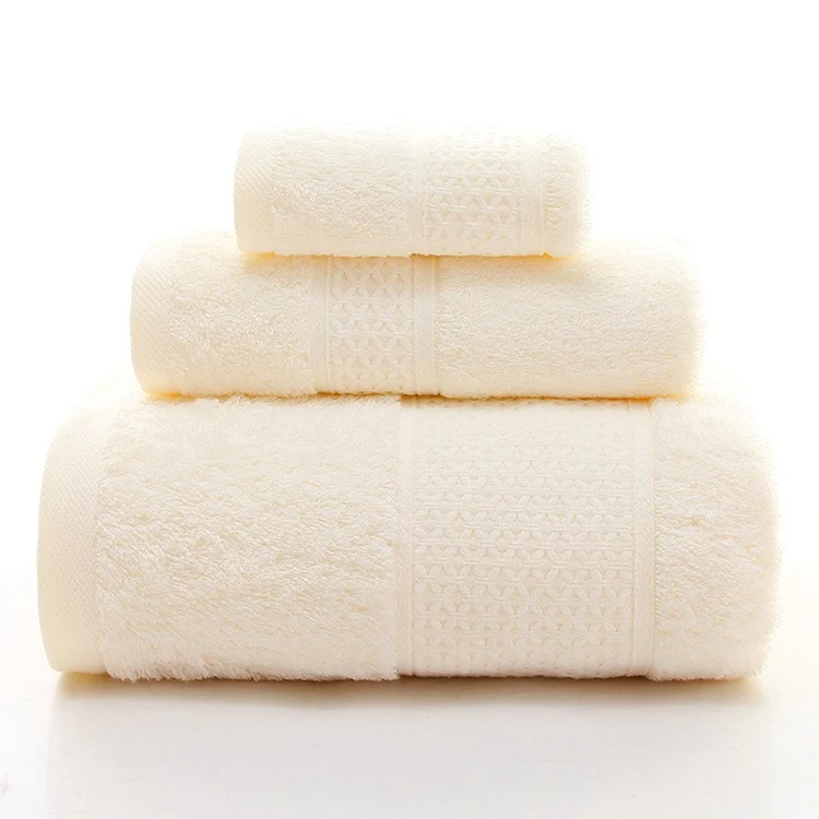 Hochwertiges Frottiertuch-Set mit eleganter Textur Skanto