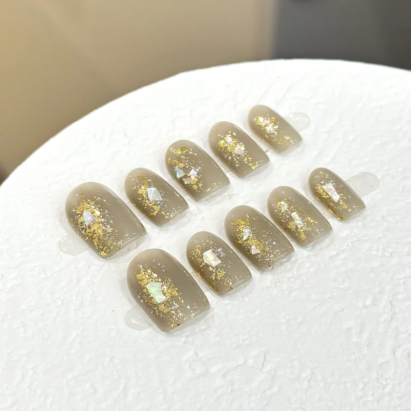 Luxus Press-On Nail Art Set mit Glitter-Akzenten