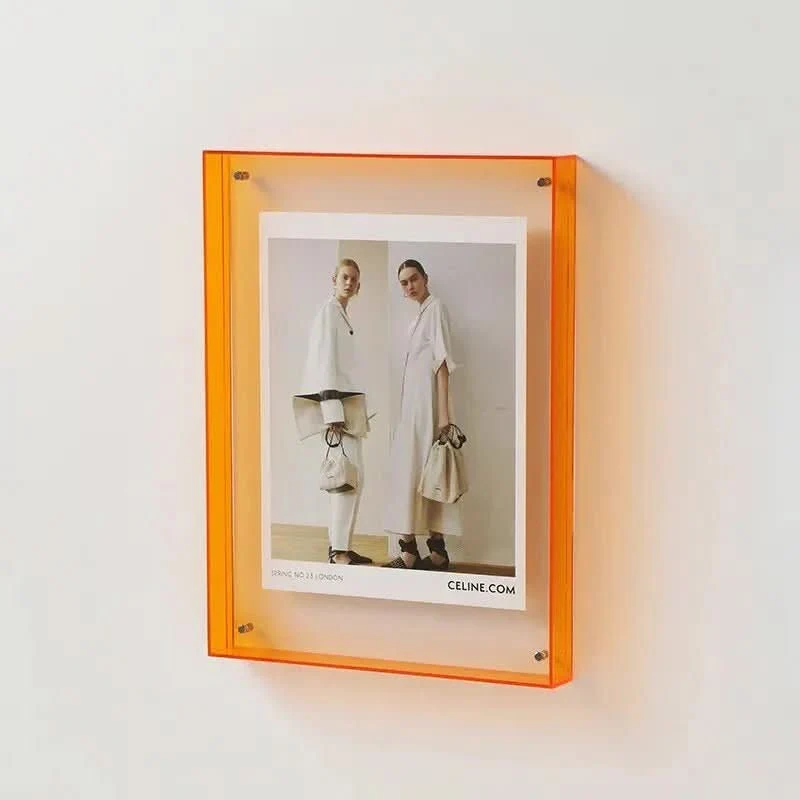 Skanto | Bunter transparenter Acryl-Fotorahmen für lebendige Erinnerungen