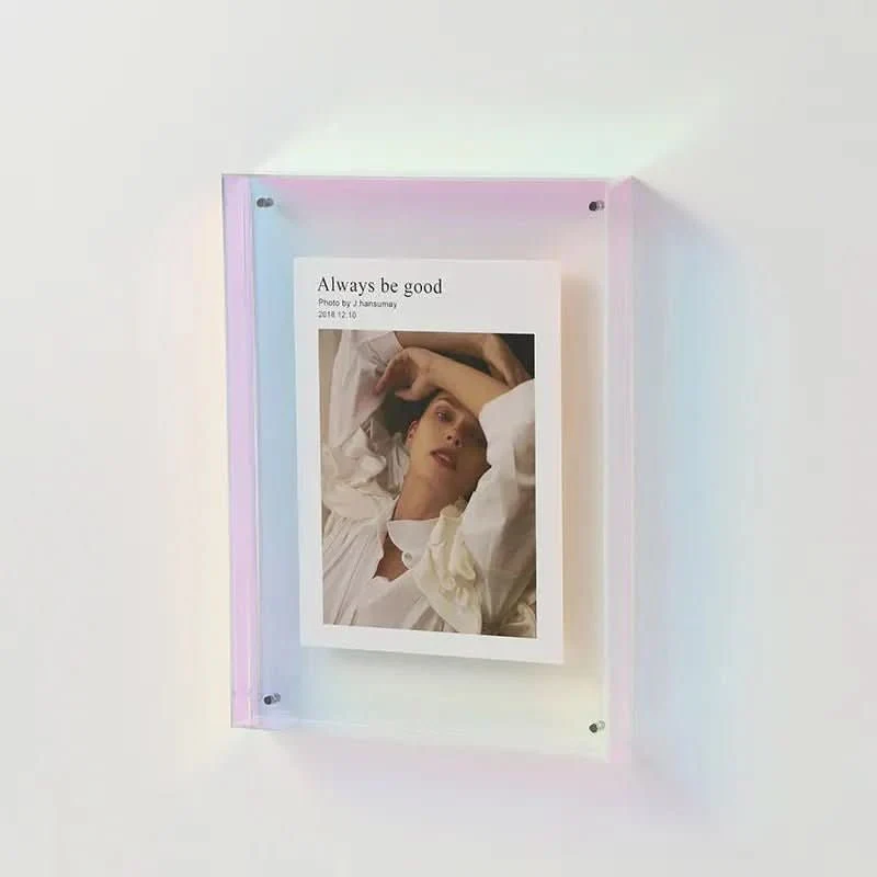 Skanto | Bunter transparenter Acryl-Fotorahmen für lebendige Erinnerungen