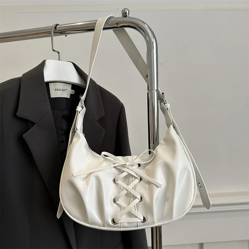 Stylische Schnür-Schultertasche