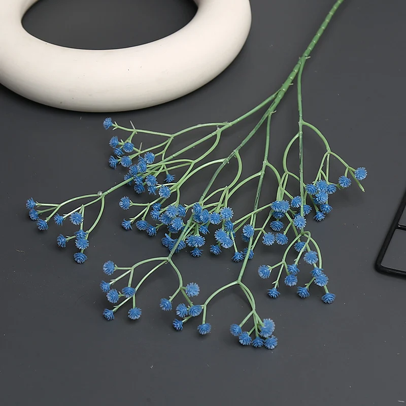 Künstlicher blauer Blumenstrauß für die Wohnkultur