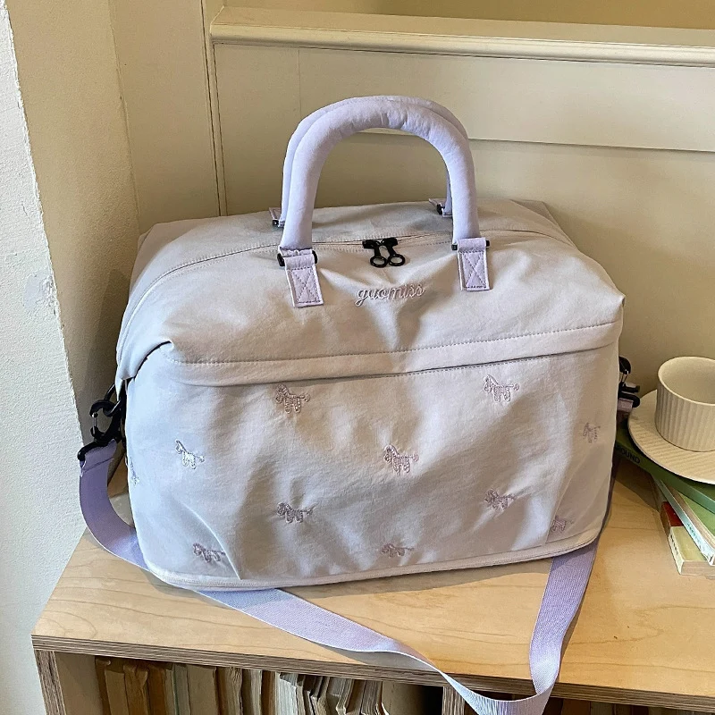 Stylische bedruckte Reisetasche