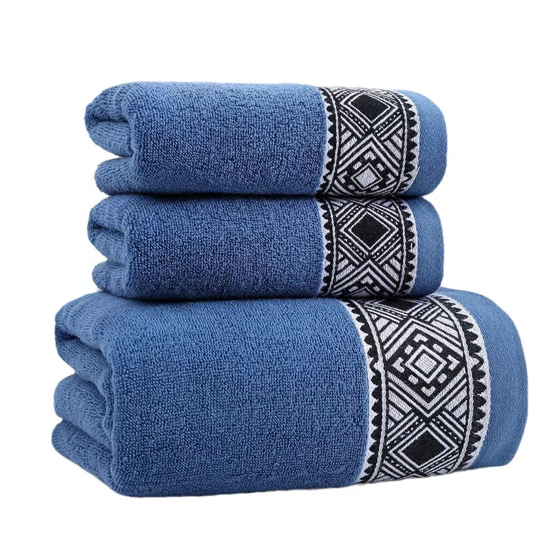 Frotteehandtuch-Set mit elegantem geometrischem Band Skanto