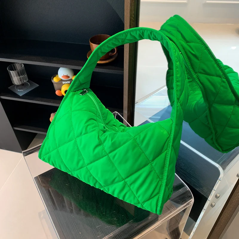 Gepolsterte Puff-Schultertasche