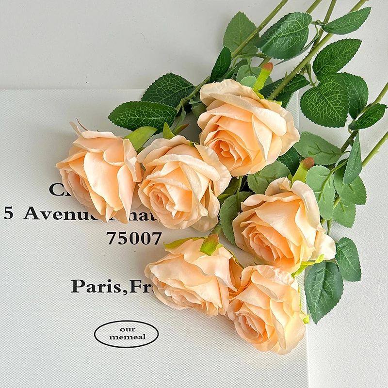 Künstlicher Blumenstrauß