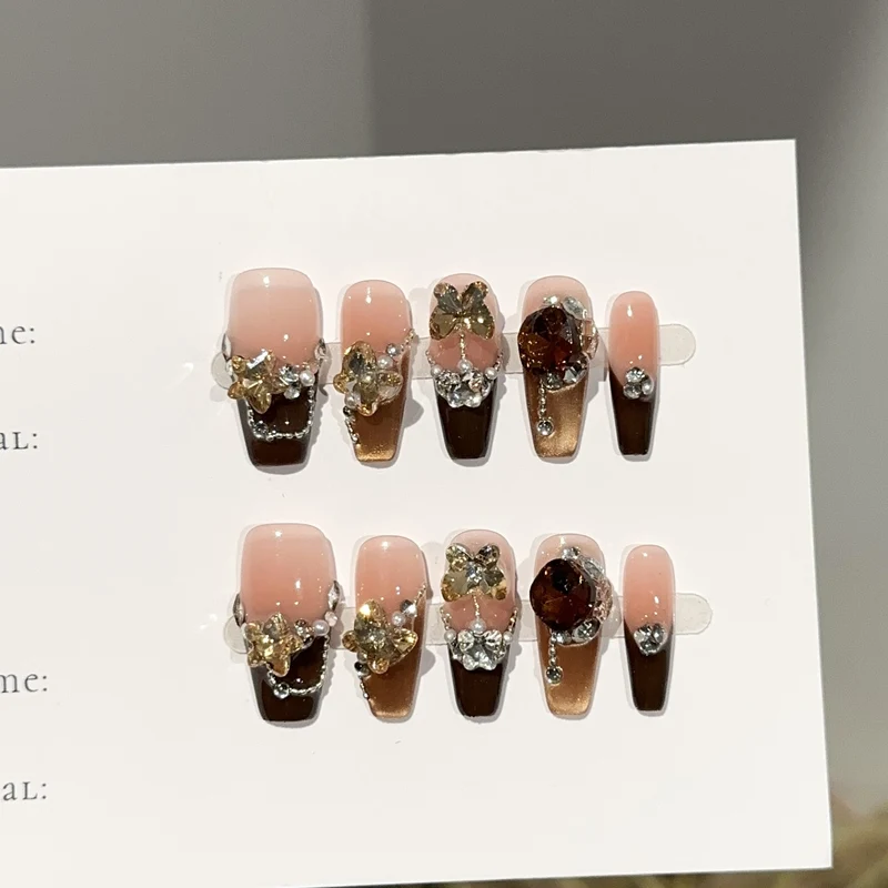 Glamourös Floral Verziert Press-On Nagelkunst Set