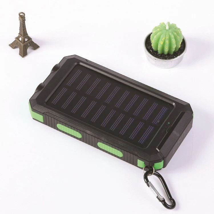 Solar Powerbank mit robustem Gehäuse und LED-Ladeanzeige Skanto
