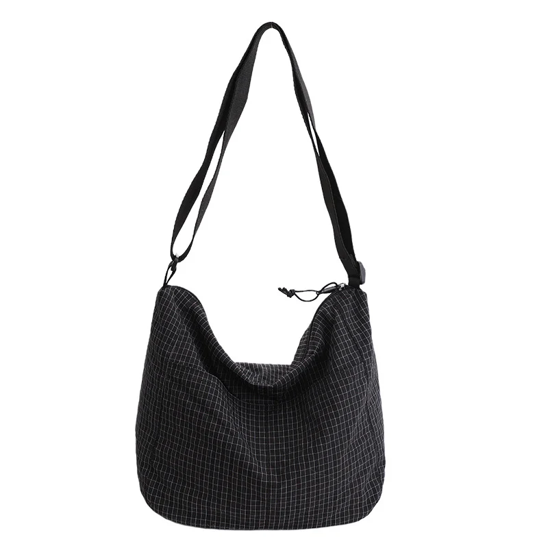 Funktionale Alltagsschultertasche