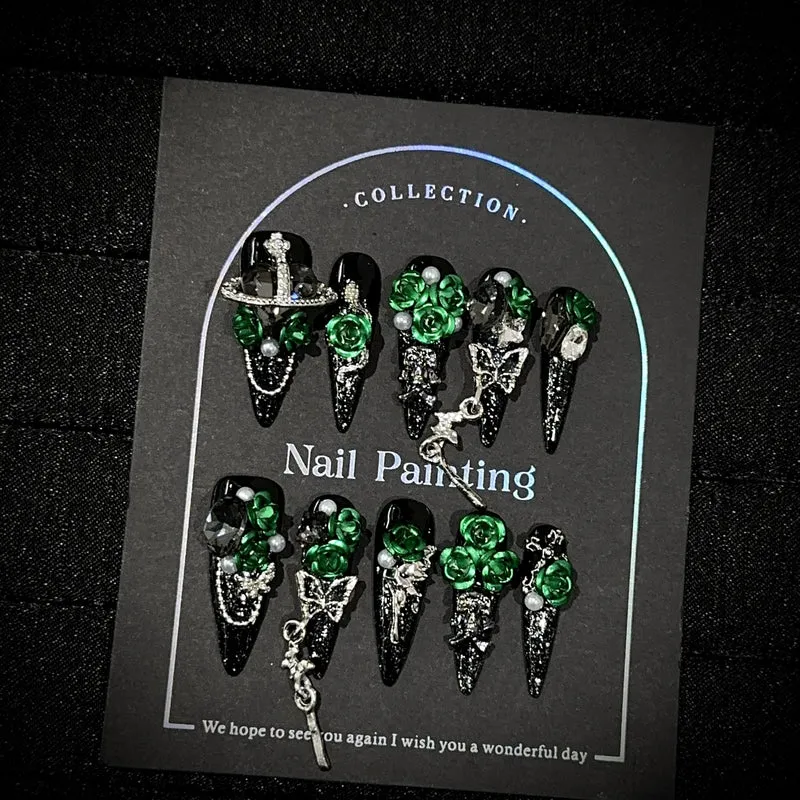 Elegantes von der Gothic inspiriertes Nagelkunst-Set