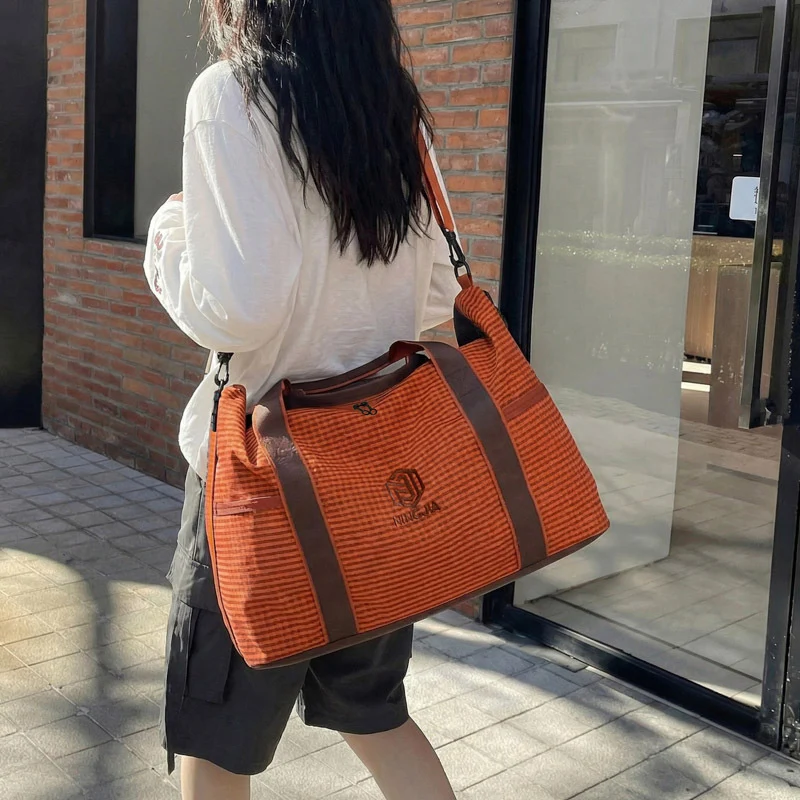 Stylische Mehrfach-Taschen Reisetasche Brehn