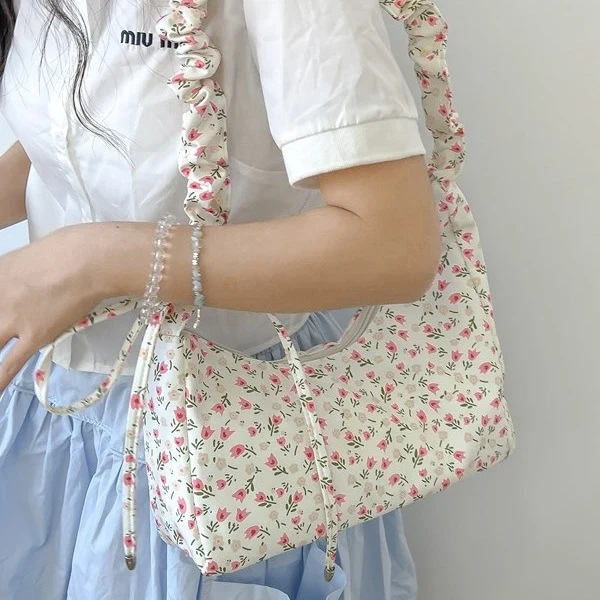 Elegante Blumenmuster Sling Bag