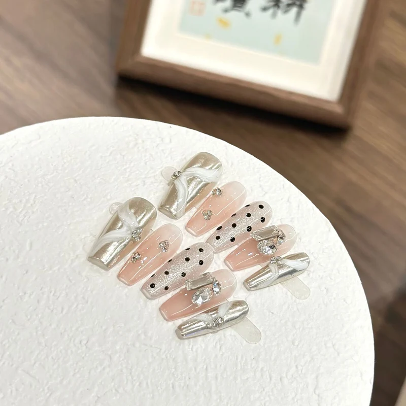 Elegantes Dekoratives Strass Press-On Nagelset