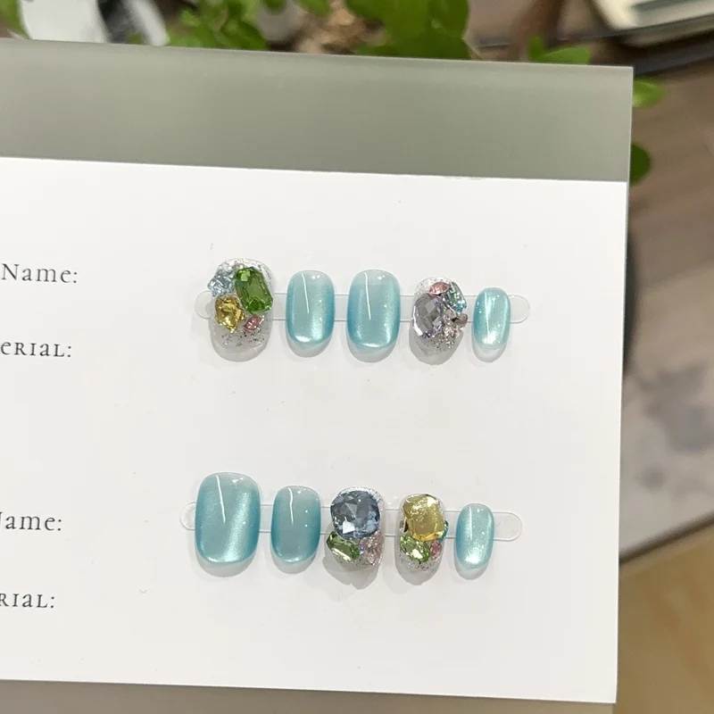 Elegantes dekoratives Nagelkunstset