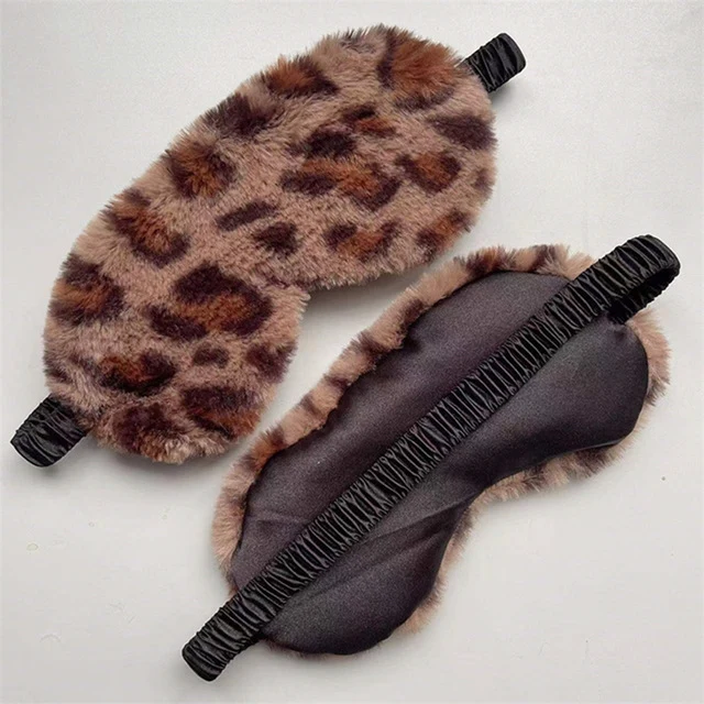 Weiche Plüsch-Schlafmaske für Damen mit ergonomischer Polsterung und elastischem Komfortband Skanto