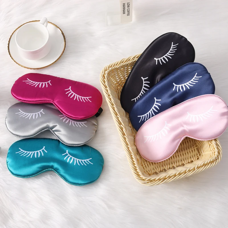 Skanto Seidenweiche Augenmaske für Damen mit weich gepolstertem Futter und elastischem Kopfband Skanto