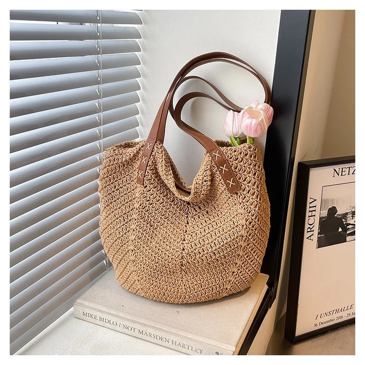 Schultertasche aus gewebtem Stroh-Mix Skanto