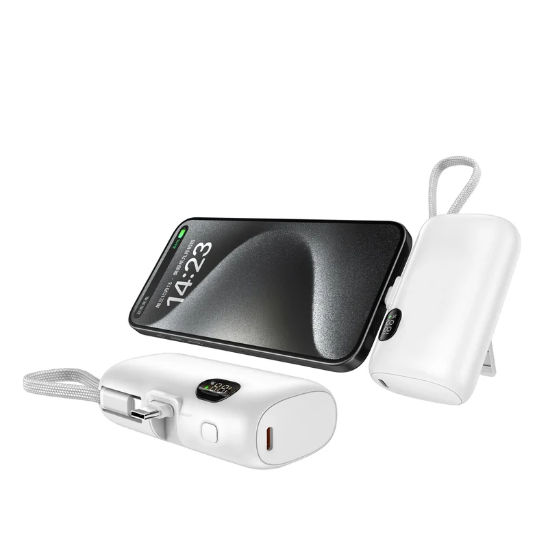 Tragbare Powerbank mit digitaler Ladeanzeige und Multifunktionskabel Skanto