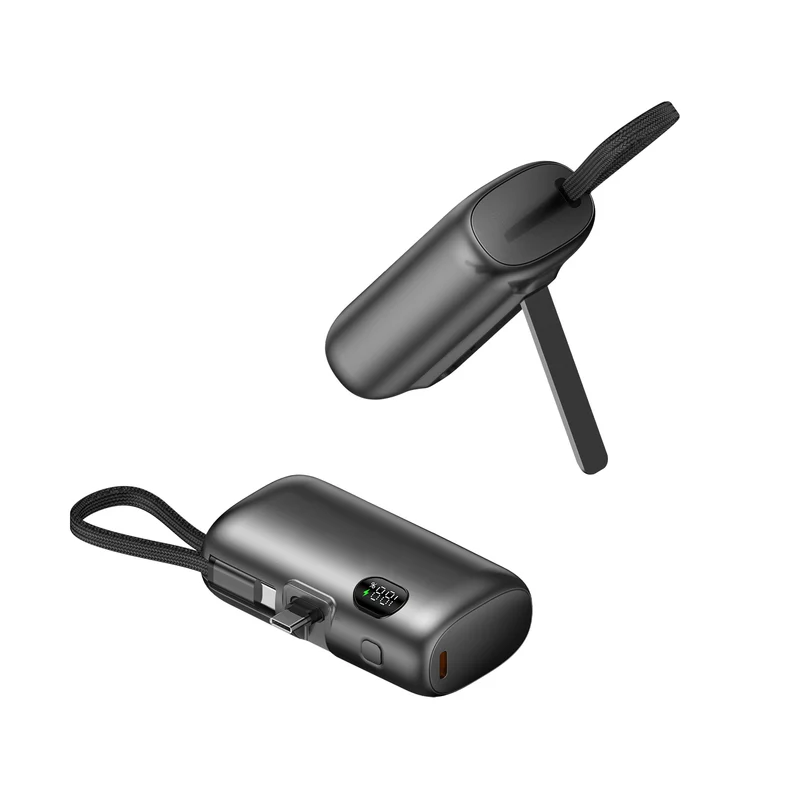 Tragbare Powerbank mit digitaler Ladeanzeige und Multifunktionskabel Skanto