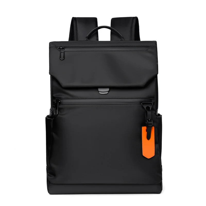 Urbaner Rucksack mit multifunktionalem Tabsystem Skanto