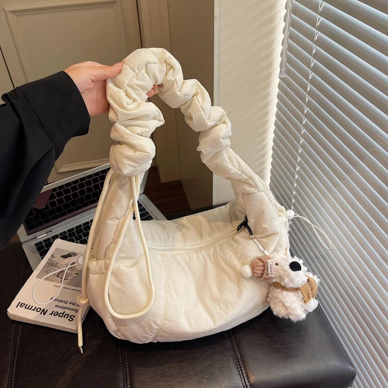 Lässige lässige Schultertasche