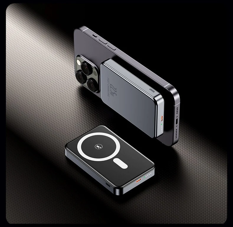 Tragbare kabellose Powerbank mit integrierten USB-Kabeln Skanto