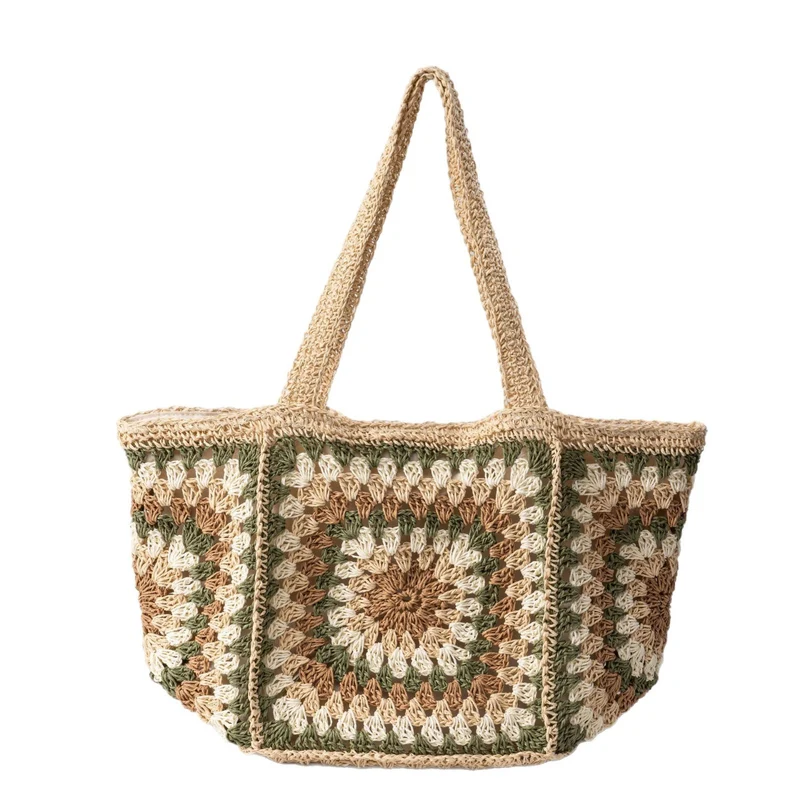 Strandtasche aus handgewebtem Naturmaterial mit Karomuster Skanto