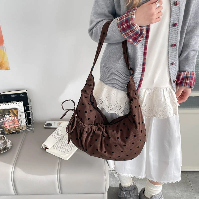 Punkte Schultertasche