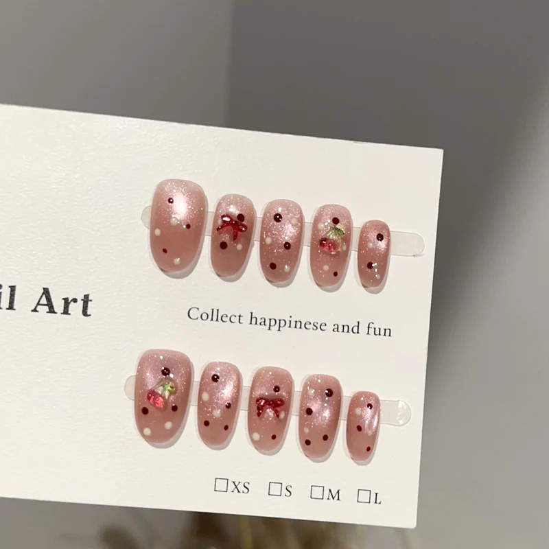 Dekoratives Nagelkunst-Set mit Kirschblütenmuster