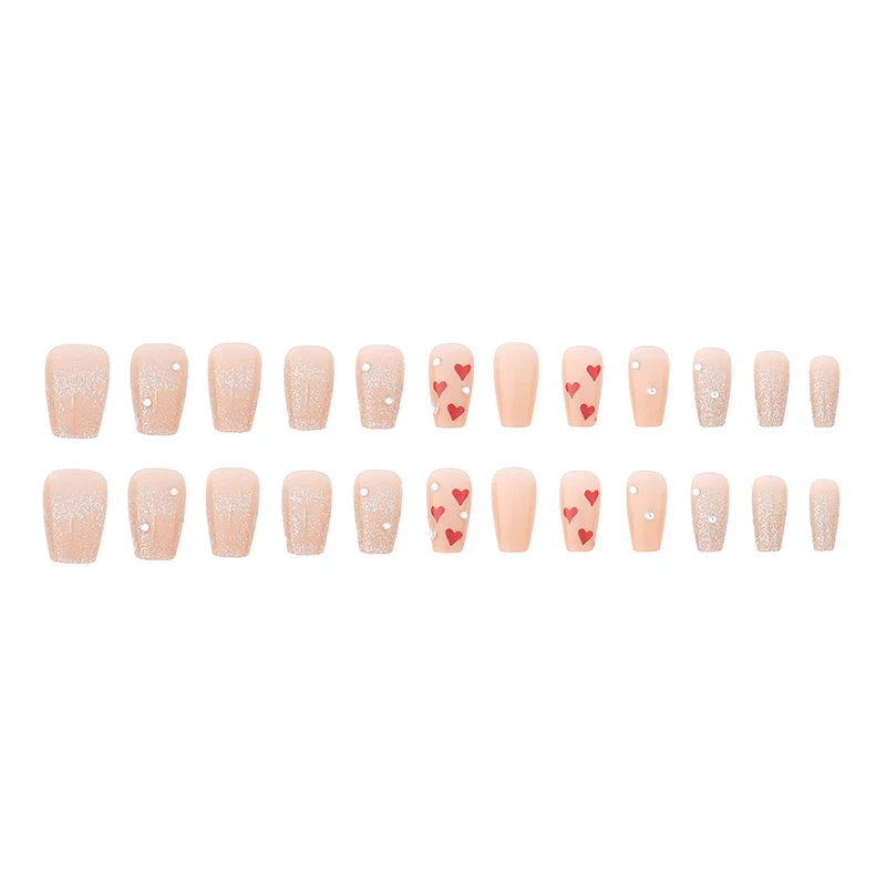 Romantisches Herz-Themen Press-On Nagelset