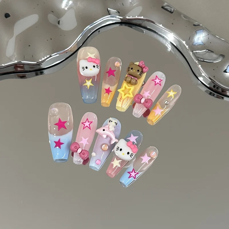 Dekorative Nagelkunst