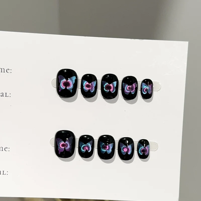 Künstlerisches Schmetterlings-Thema Press-On Nagelset
