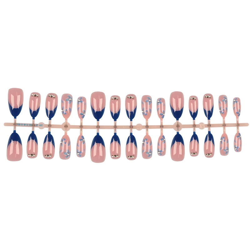 Premium Press-On Nail Tips Set mit Zubehör