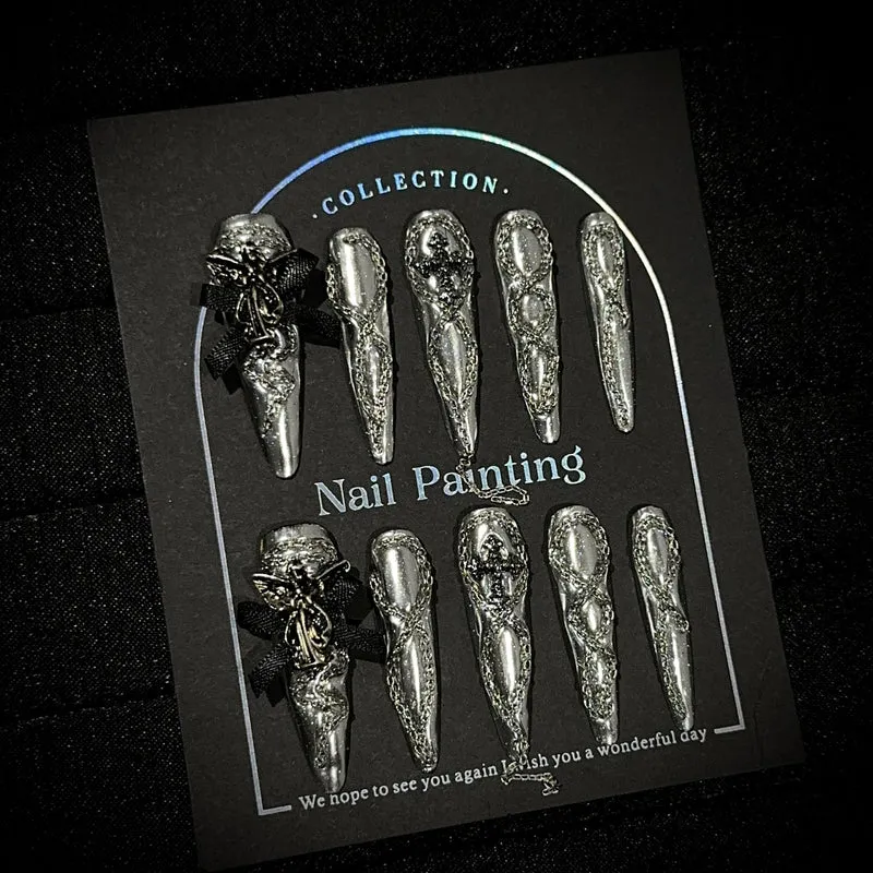 Dekorative Nagelkunst