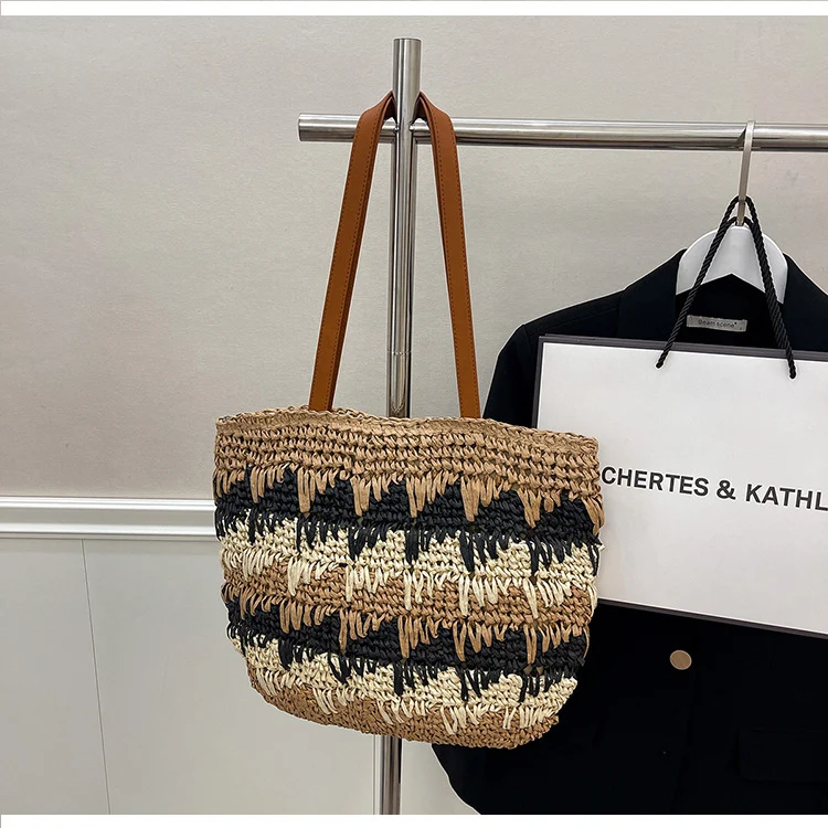 Geflochtene Handtasche aus Naturmaterial Skanto