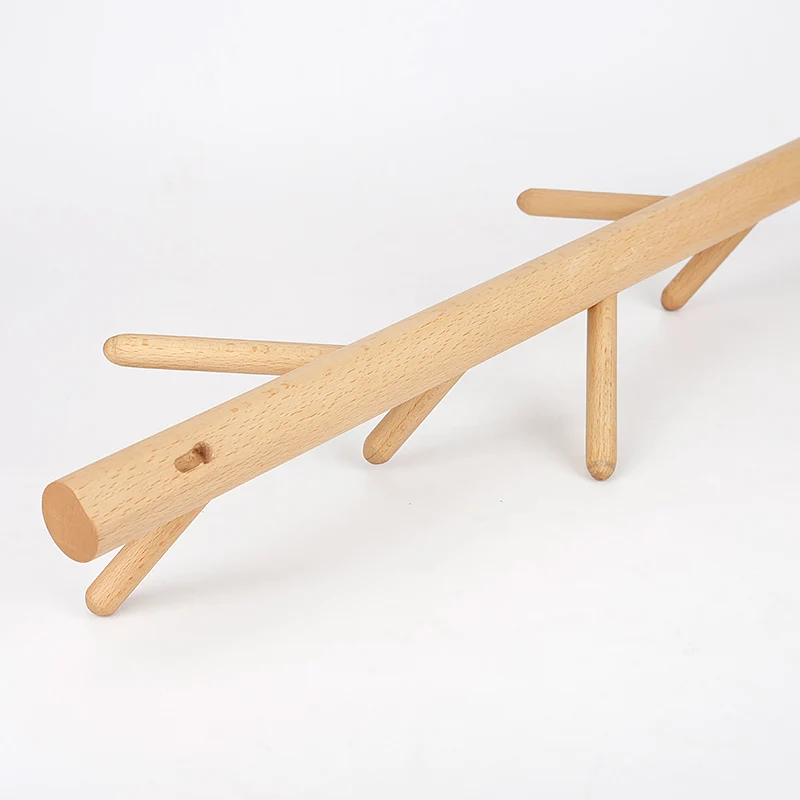 Holz-Wandgarderobe in Baumform, nordisches Design