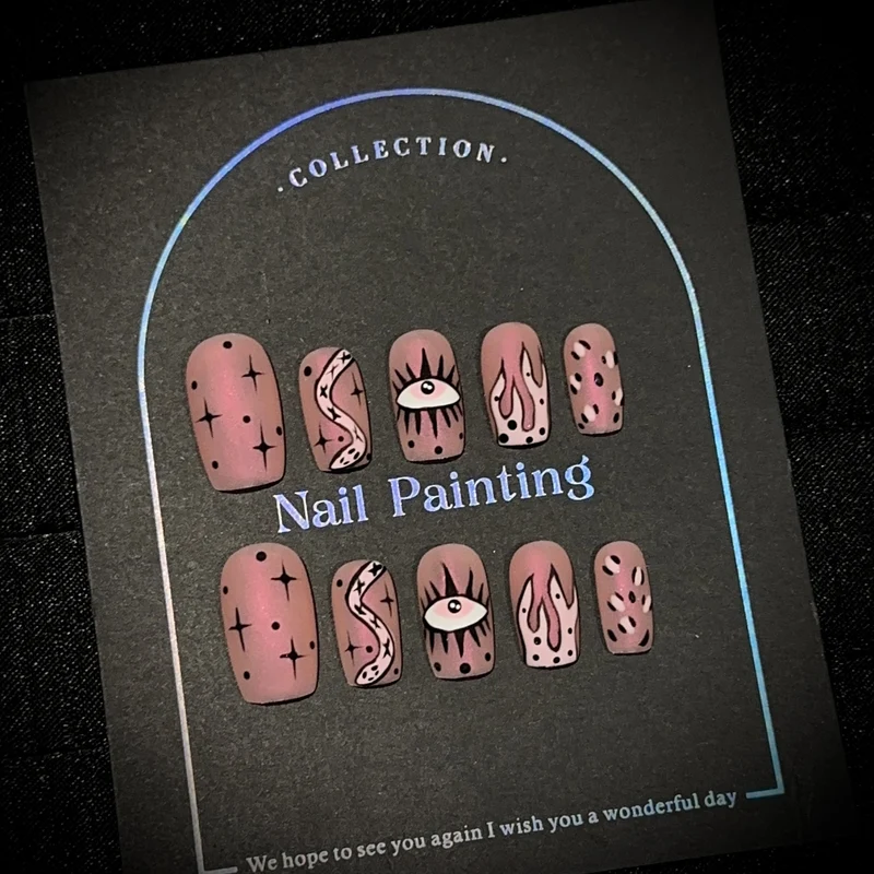 Künstlerisches Nagelkunstdesign