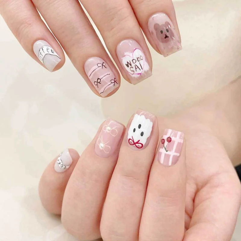 Verspielt Charakter Nagelkunst