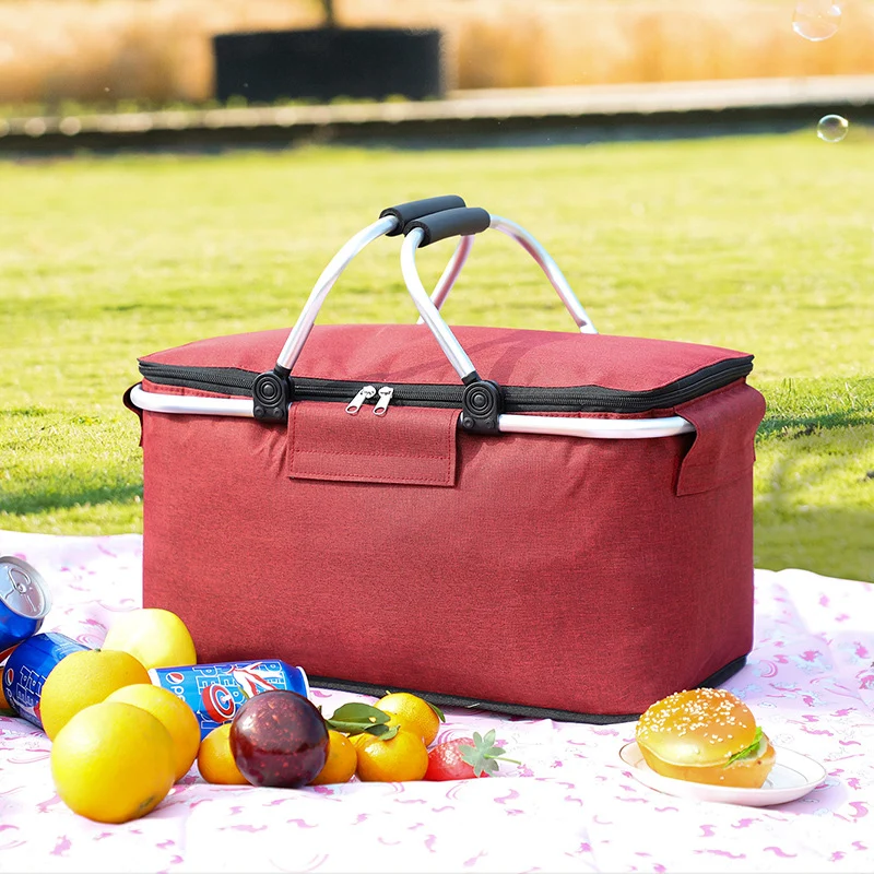 Isolierte Picknicktasche Skanto