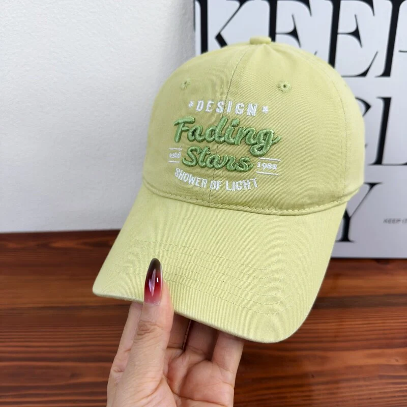Bestickte Damen-Kappe mit inspirierendem Design Skanto
