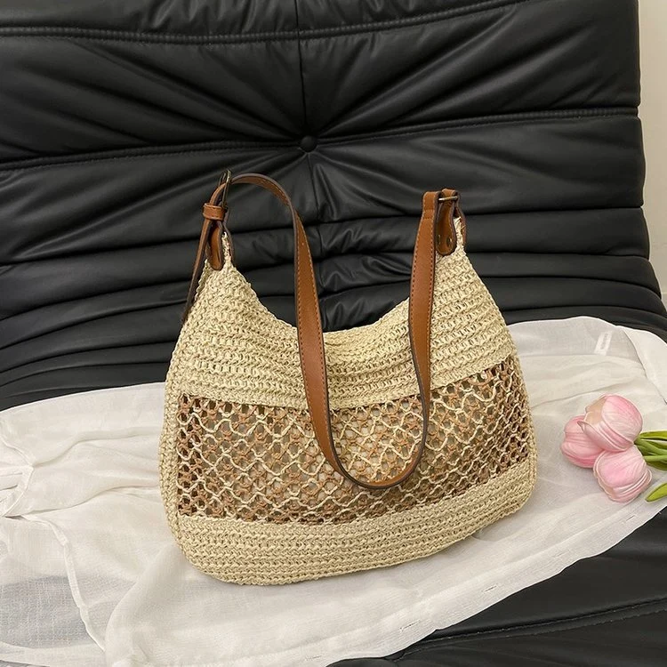 Handgeknüpfte Crossover-Tasche mit Lederakzenten Skanto