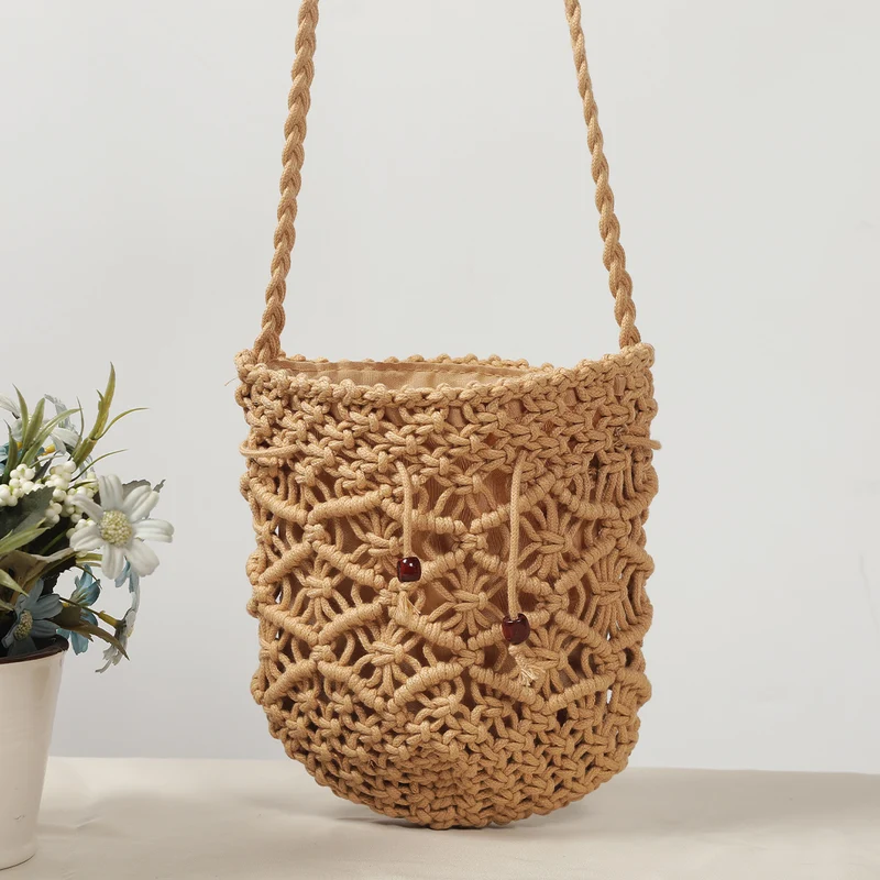 Handgeknüpfte Tragetasche mit verspieltem Design Skanto