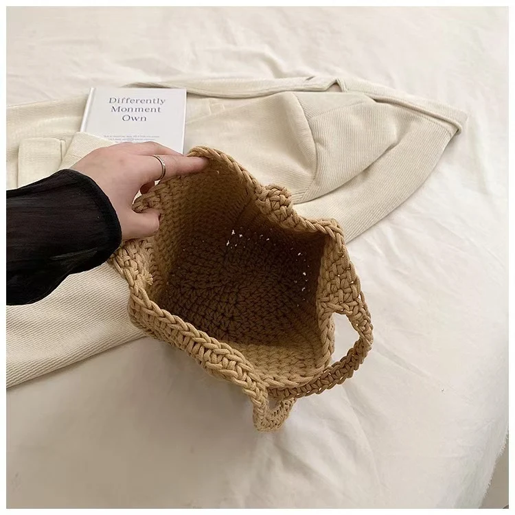 Handgefertigte Tragetasche aus Bio-Material Skanto